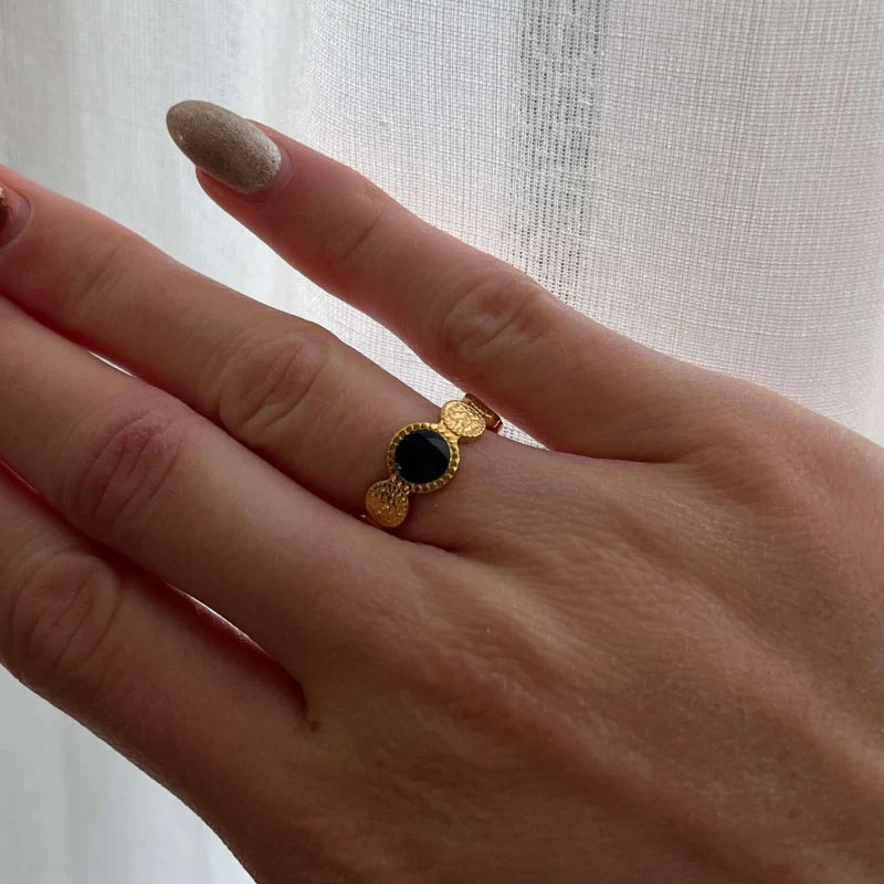 “Alexia” ring