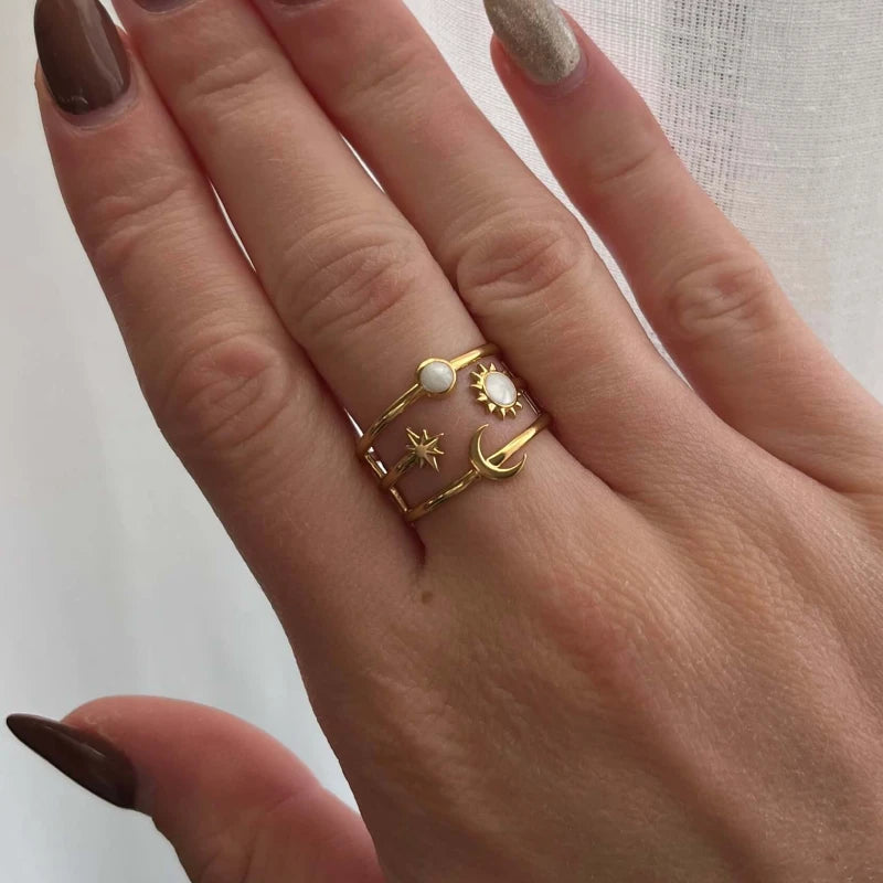 “Alexia” ring