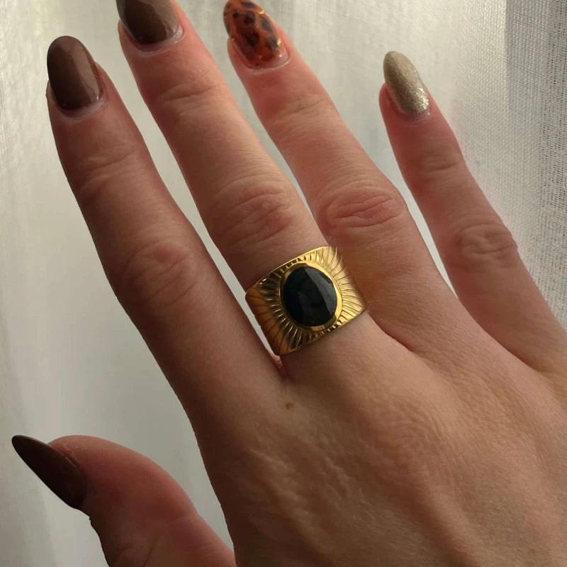 “Alexia” ring