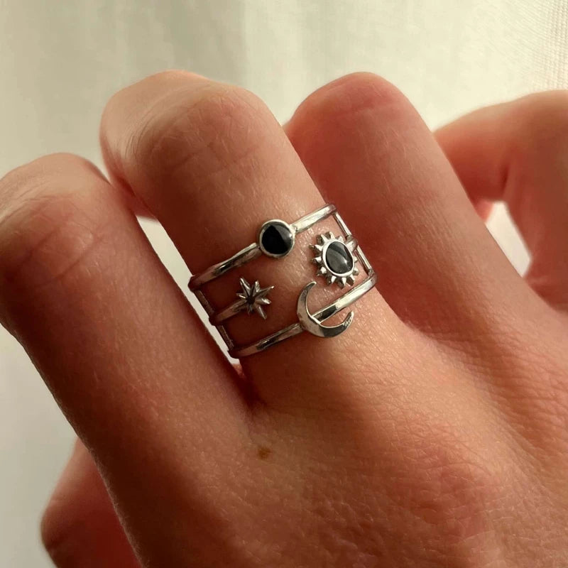 “Alexia” ring