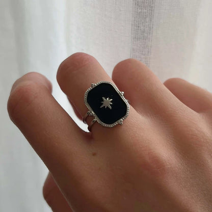 “Alexia” ring