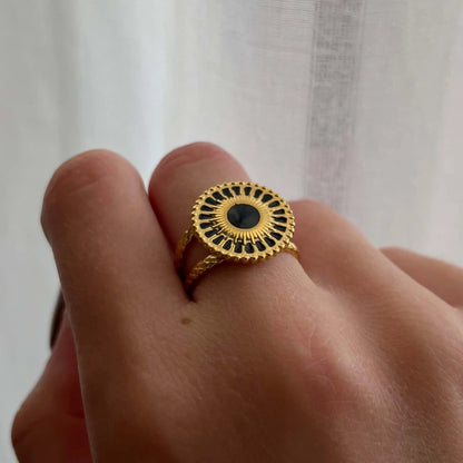 “Alexia” ring